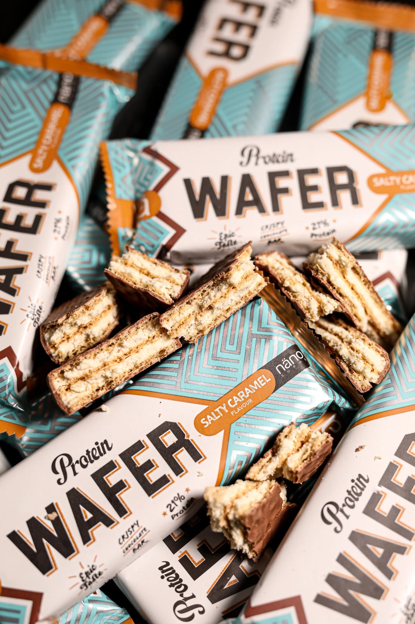 PROTEIN WAFER | CAPAS DE OBLEA RECUBIERTO DE SUAVE CHOCOLATE - NANO Supps - BOX-12 Units x40g (P.V.P.r.: 28.80)